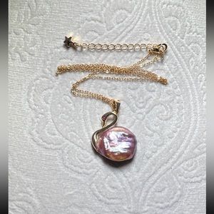 NEW Handmade natural baroque swan Necklace